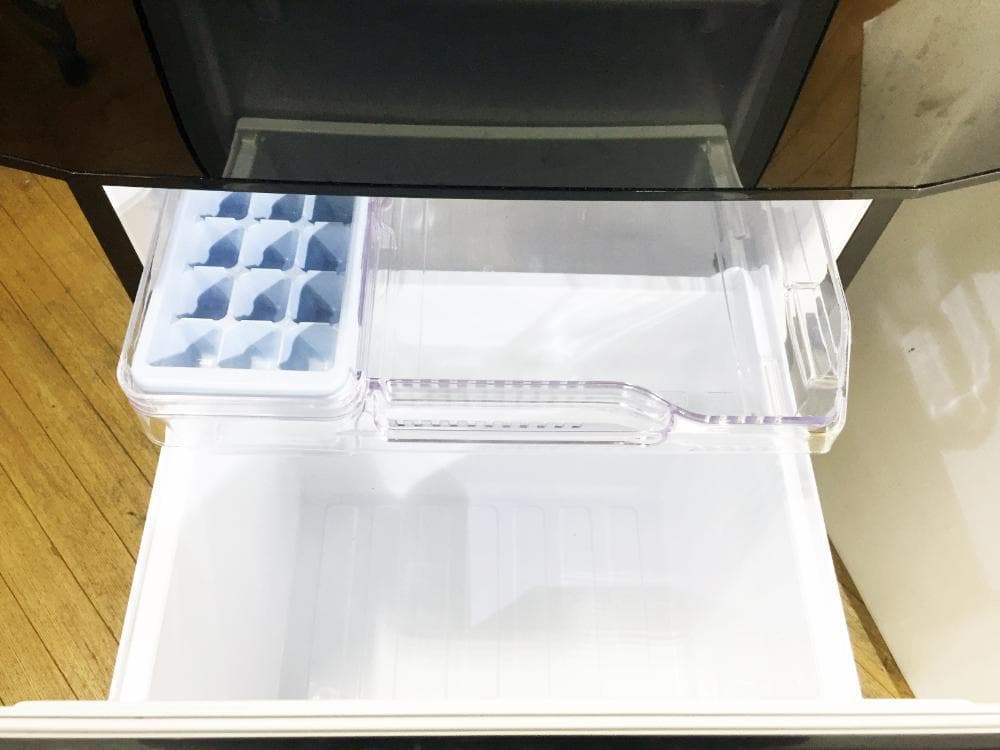 30日迄！送料無料★三菱 146L 冷蔵庫【MR-P15C-B】