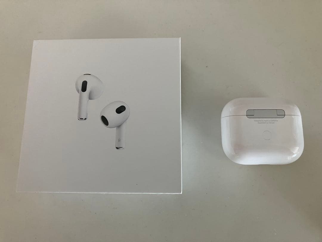 Apple AirPods 第三世代