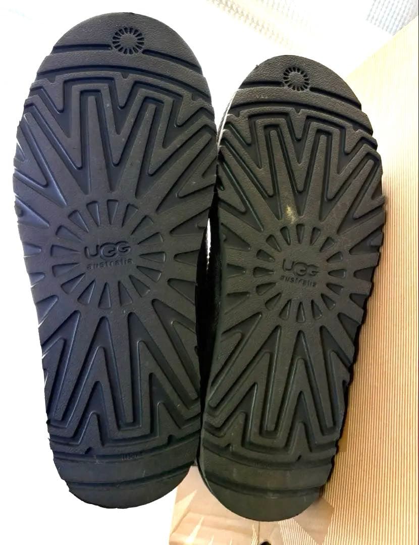 美品　UGG グレー ニットムートンブーツ　25cm