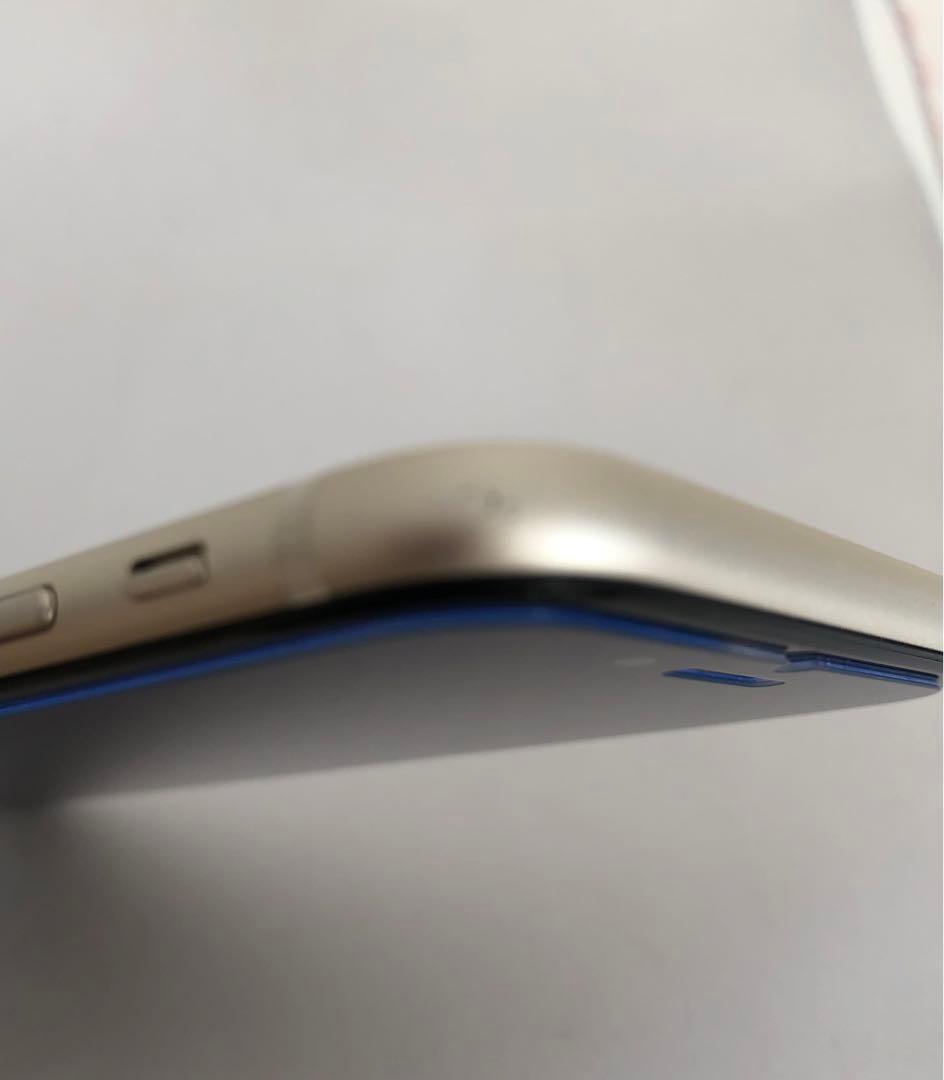 【早い者勝ち】iPhone SE3 128GB SIMフリー 【即発送】