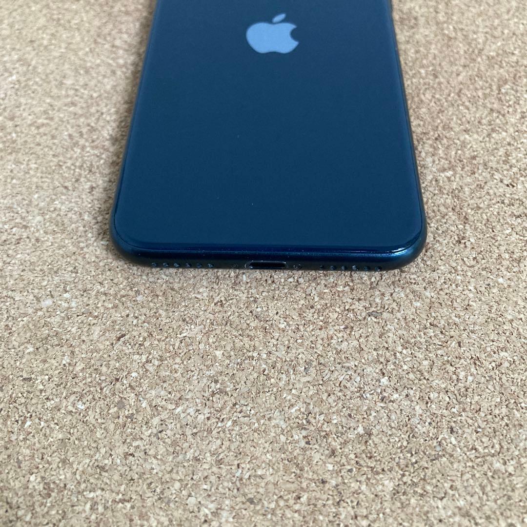 4009【早い者勝ち】電池新品☆iPhoneSE3 64GB SIMフリー☆