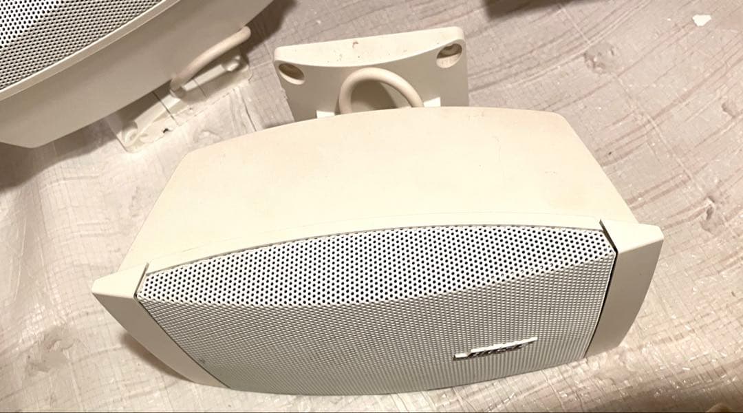 BOSE ホワイト 壁掛けスピーカー
