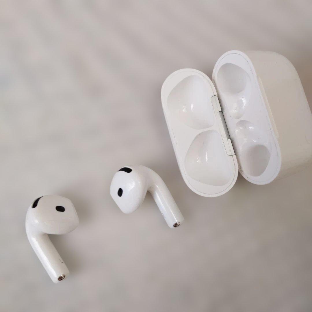 イヤホン airpods