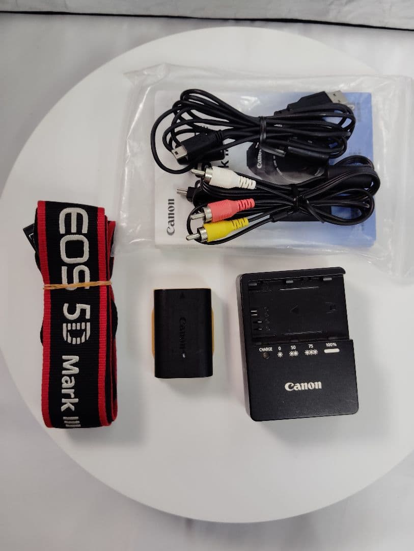 Canon EOS 5D Mark III 中古品