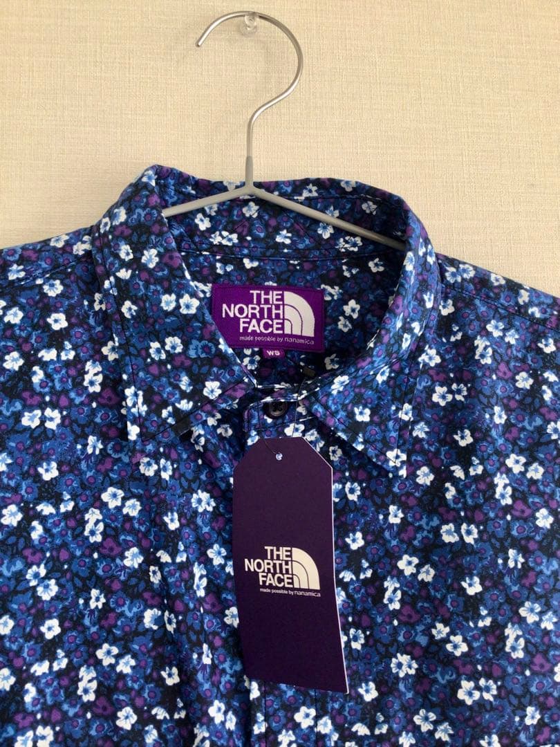 新品タグ付き ノースフェイスパープルレーベル フラワープリントクロップドシャツ