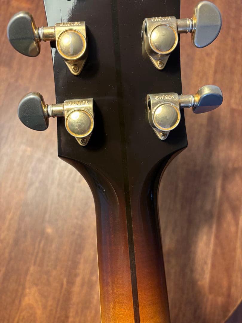 ぺぺ Gibson SJ-200 2015