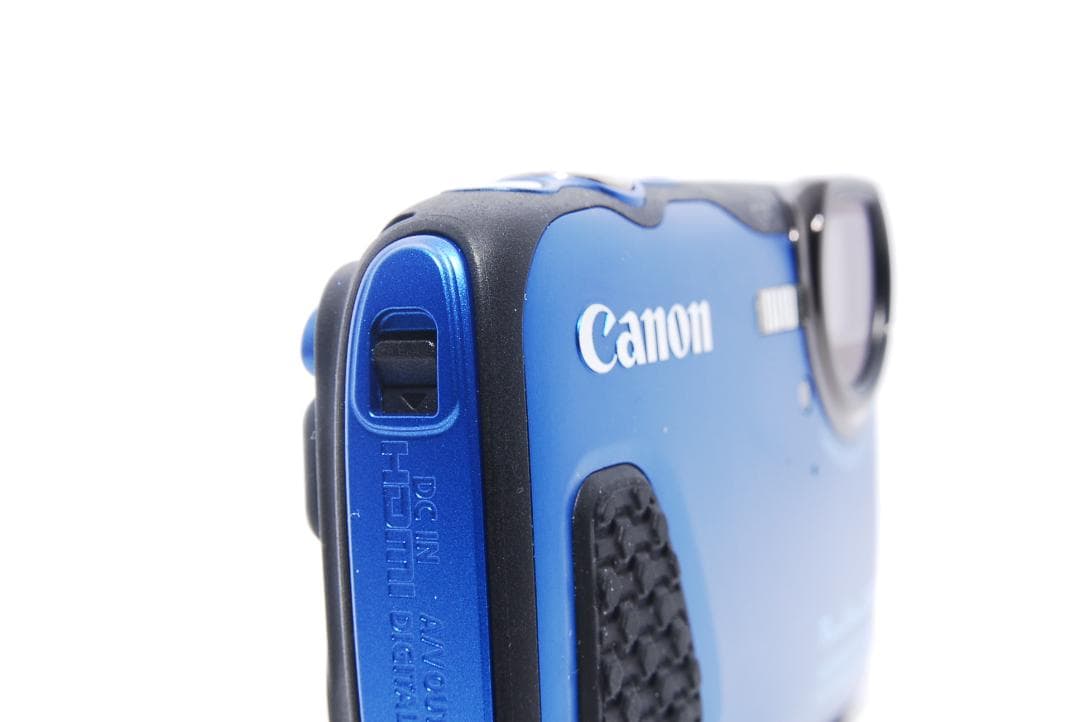 ✨スマホ転送可能　防水・耐衝撃コンデジ✨Canon PowerShot D30