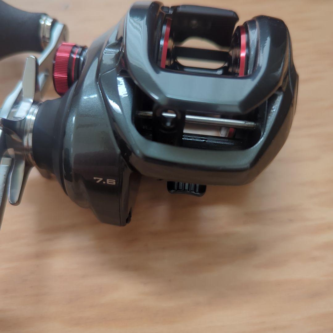 SHIMANO 24Scorpion MD 300XGLH ベイトリール