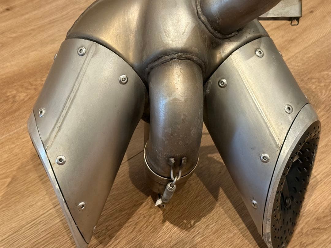 最終値下げドゥカティ　xdiavelテルミニョーニ　マフラー