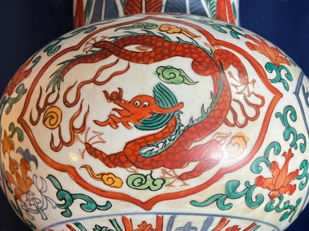 中国古玩 大明萬暦年製 彩色雲龍紋花瓶 花器 花生 高さ約42.3cm 時代物