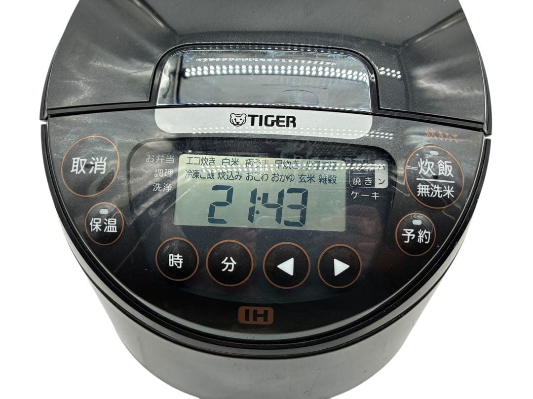 タイガーIH炊飯ジャー 5.5合炊き 2023年製　JPW-10E9