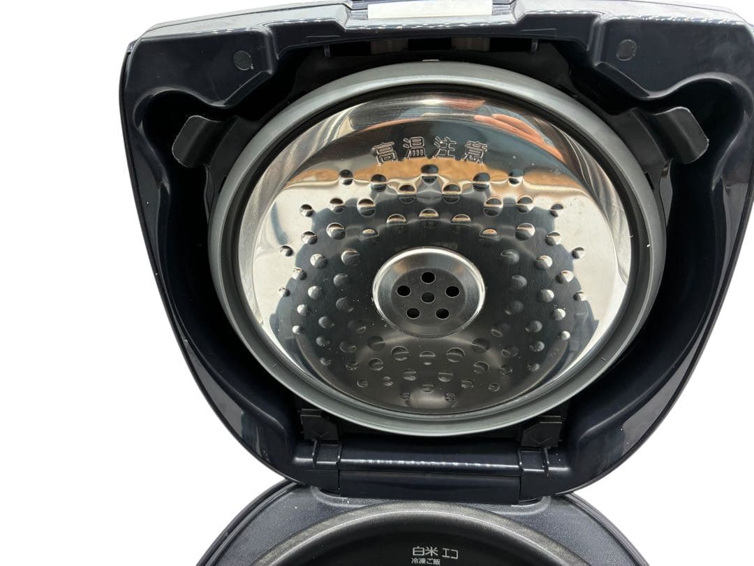 タイガーIH炊飯ジャー 5.5合炊き 2023年製　JPW-10E9