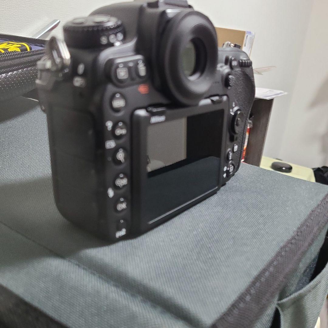Nikon　D500 　美品　シャッターユニット交換済　　付属品多数