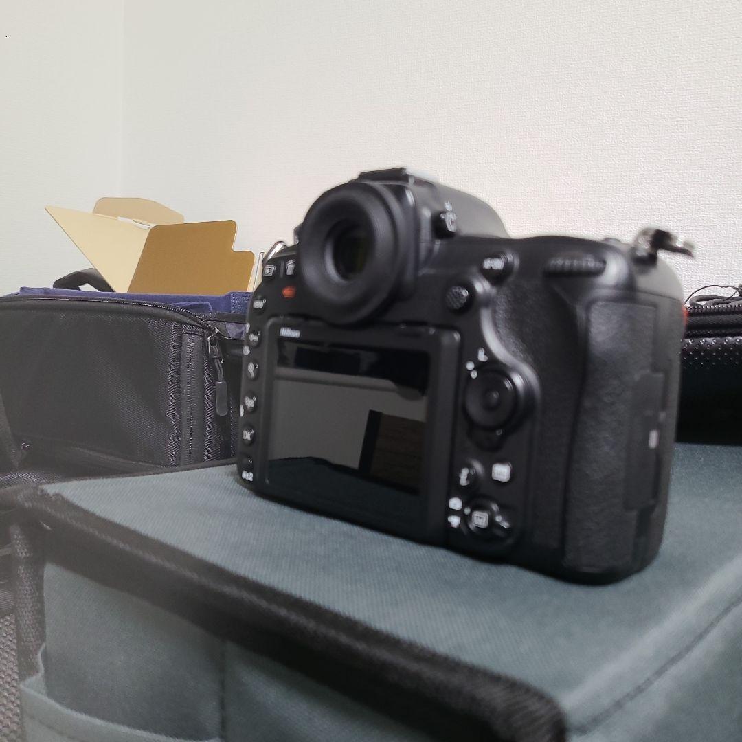 Nikon　D500 　美品　シャッターユニット交換済　　付属品多数