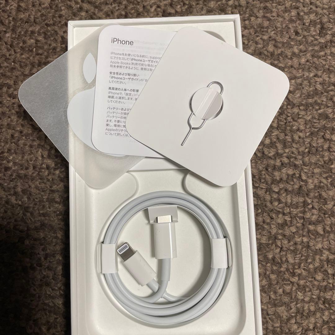 iPhone SE (第3世代) 128GB 箱あり、充電ケーブル未使用