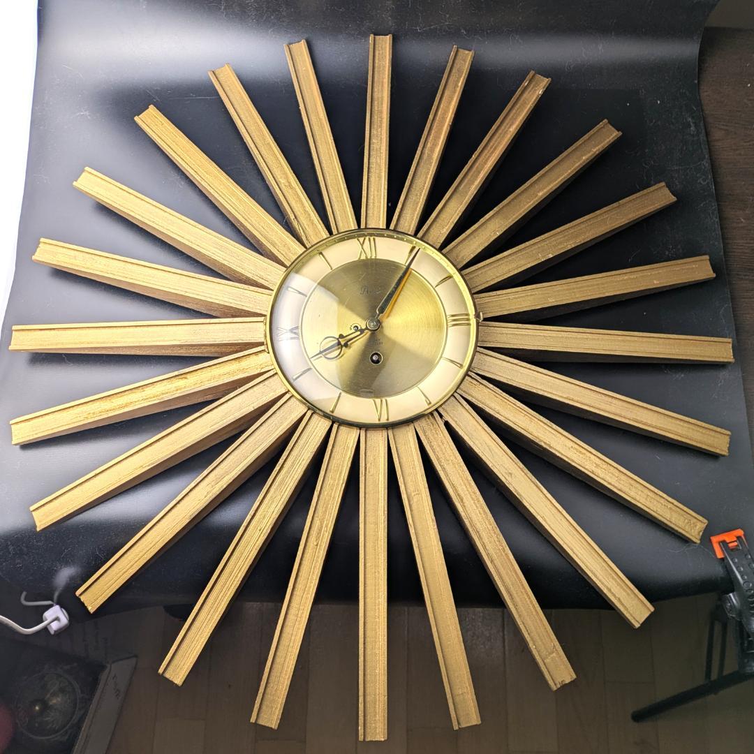 USA Artco社 木製サンバースト 金色 手巻掛時計 58cm ビンテージ
