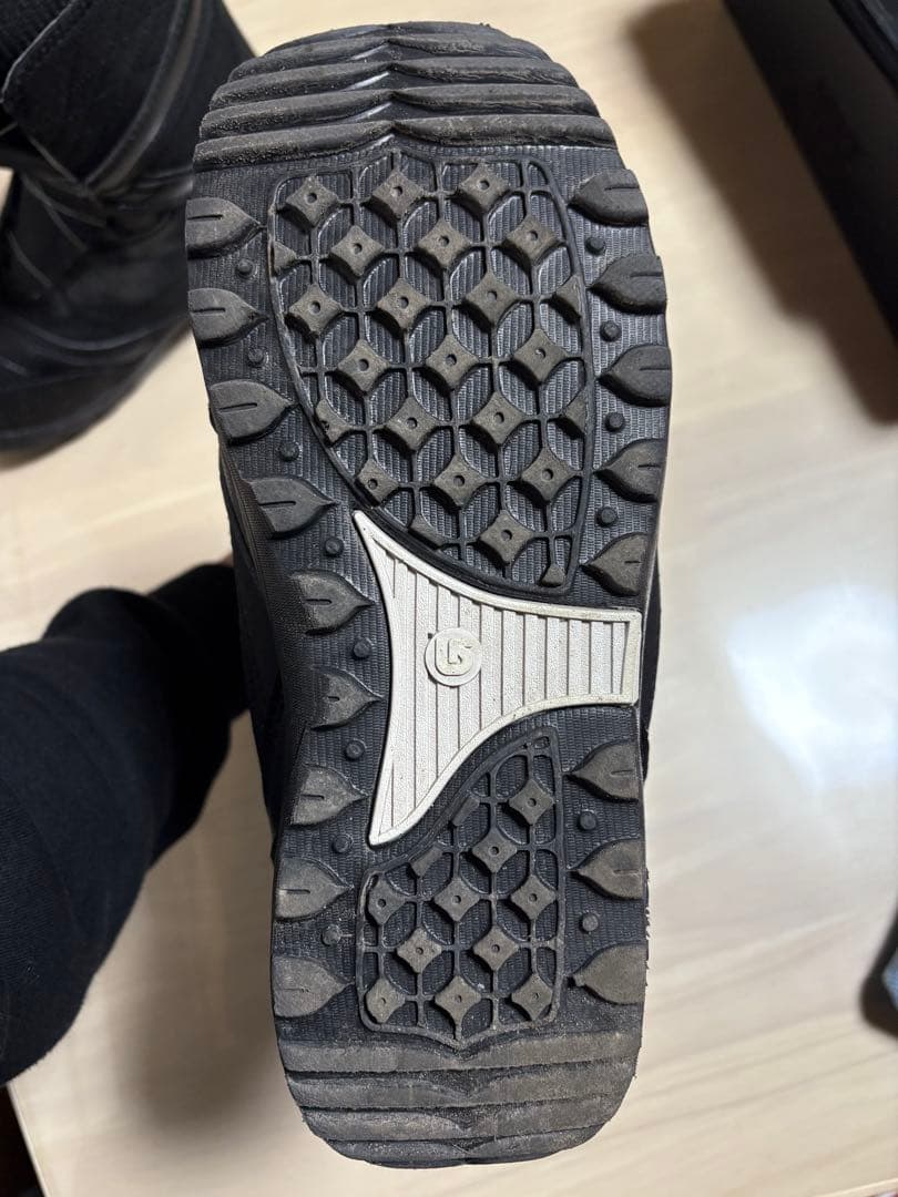 Burton スノーボードブーツ　24.5cm