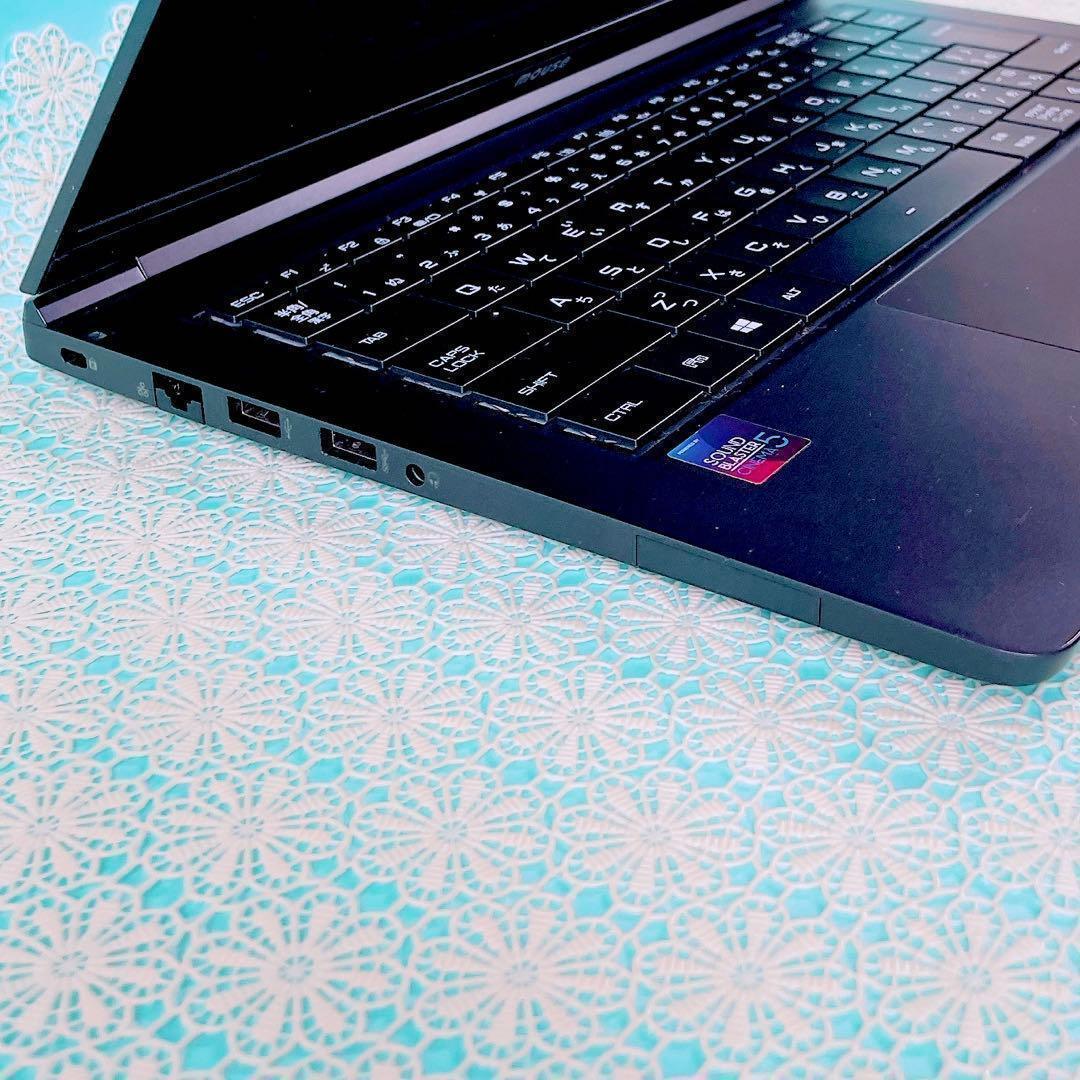 高性能Corei7❣️メモリ16GB✨️小型軽量ノートパソコン✨️SSD薄型Win11