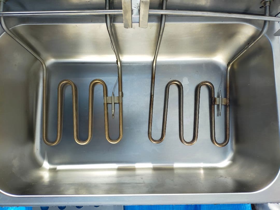 業務用フライヤー FY-83 2022年製 厨房 食堂 レストラン ホテル