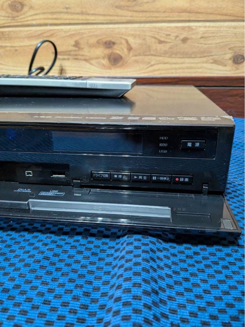 ラスト値下げ‼️TOSHIBA ブルーレイレコーダー リモコン付き