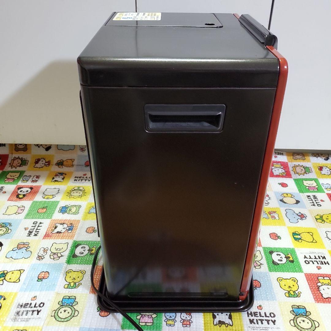 トヨトミ　石油ファンヒーター　2018年 動作品 希少　わりかし綺麗