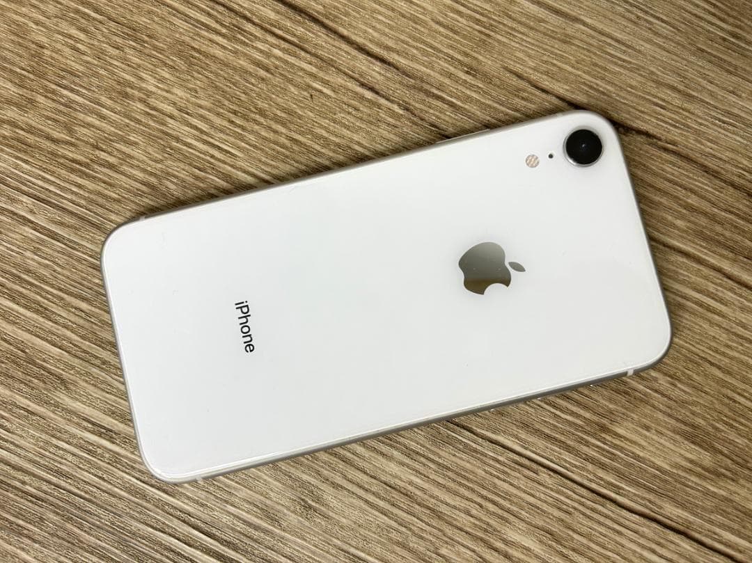 超美品Apple iPhone XR 128GB ホワイト 本体 SIMフリー