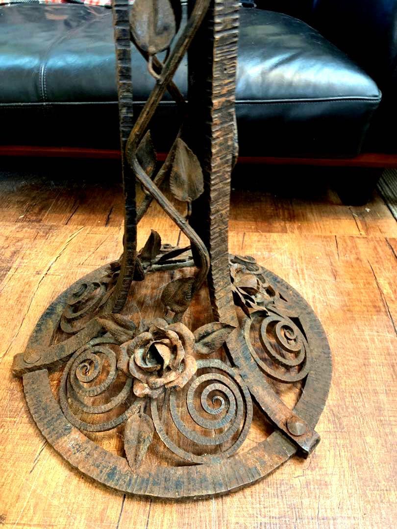 ヴィンテージ　アイアンモニュメント