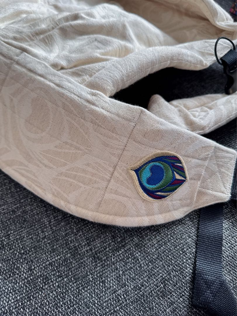 aitipoppe アーティポッペ ザイガイスト 抱っこ紐