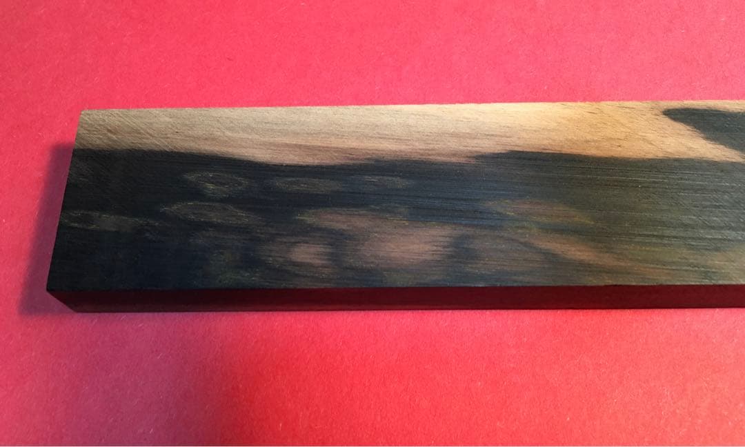 黒柿　(緑孔雀杢) 超美材