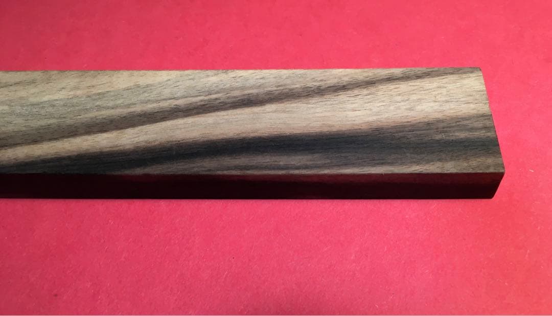 黒柿　(緑孔雀杢) 超美材