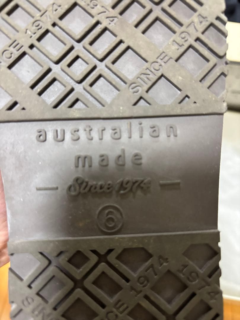 オーストラリア限定UGG クラシックミッド／アニマル