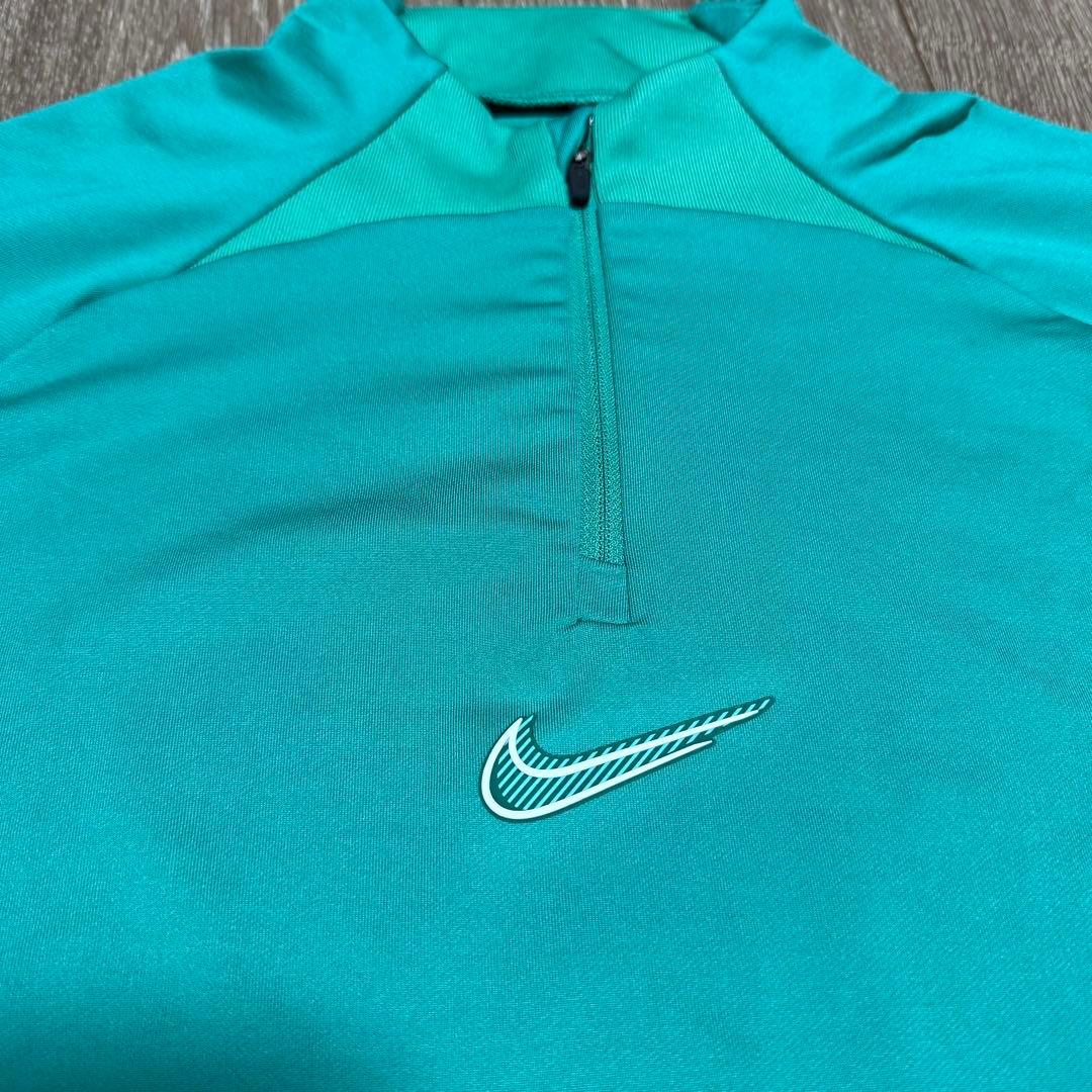 超美品 NIKE ナイキ サッカー トレーニングウェア ジャージ 上下セット M