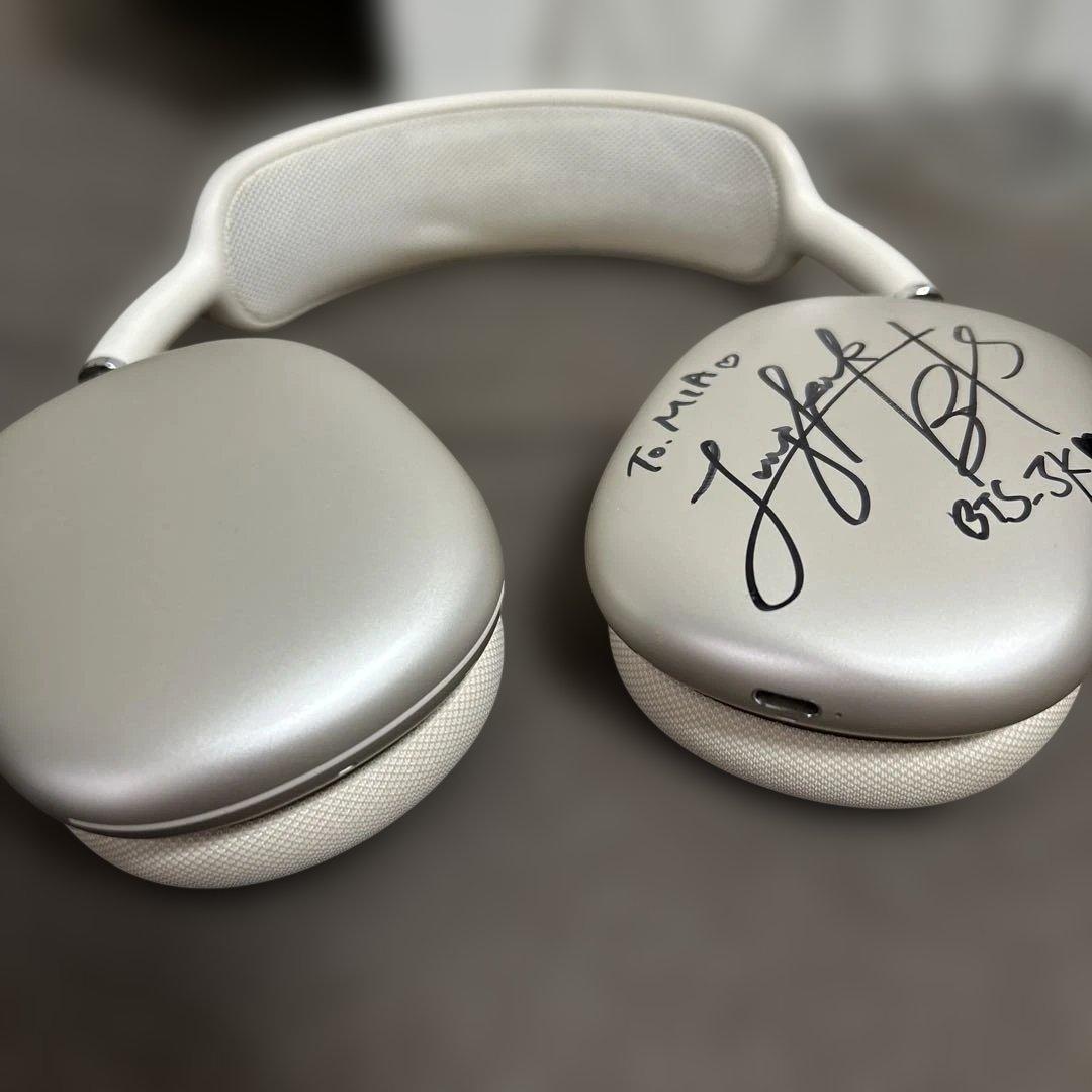 【AirPods Max シルバー】 グクサイン入り、ケース付き （24日まで）