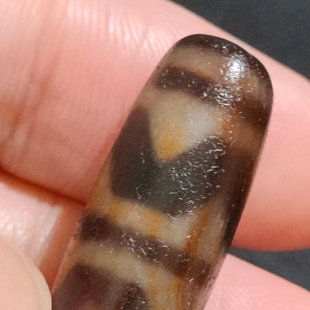 A24 老礦天珠　四線虎牙　天珠　天然石　鉱物　風水　開運　御守 ブレスレット