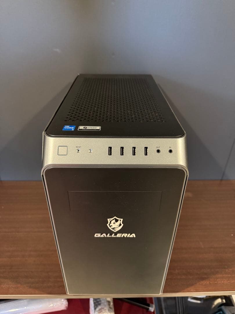GALLERIA PCケース シルバー/ブラック　ミドルタワー