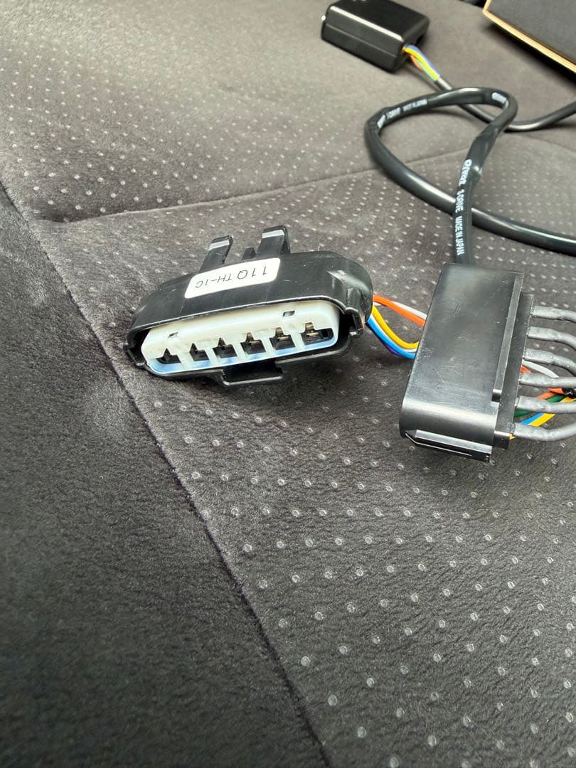 pivot 3-drive EVO スロコン、ハーネス付(TH-1C)