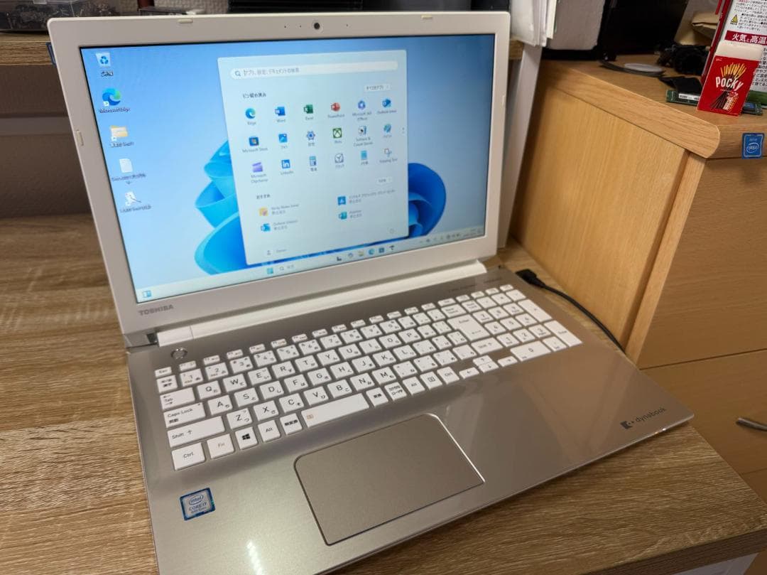 TOSHIBA 第八世代 i7 16GB 新品SSD512GB　Office付
