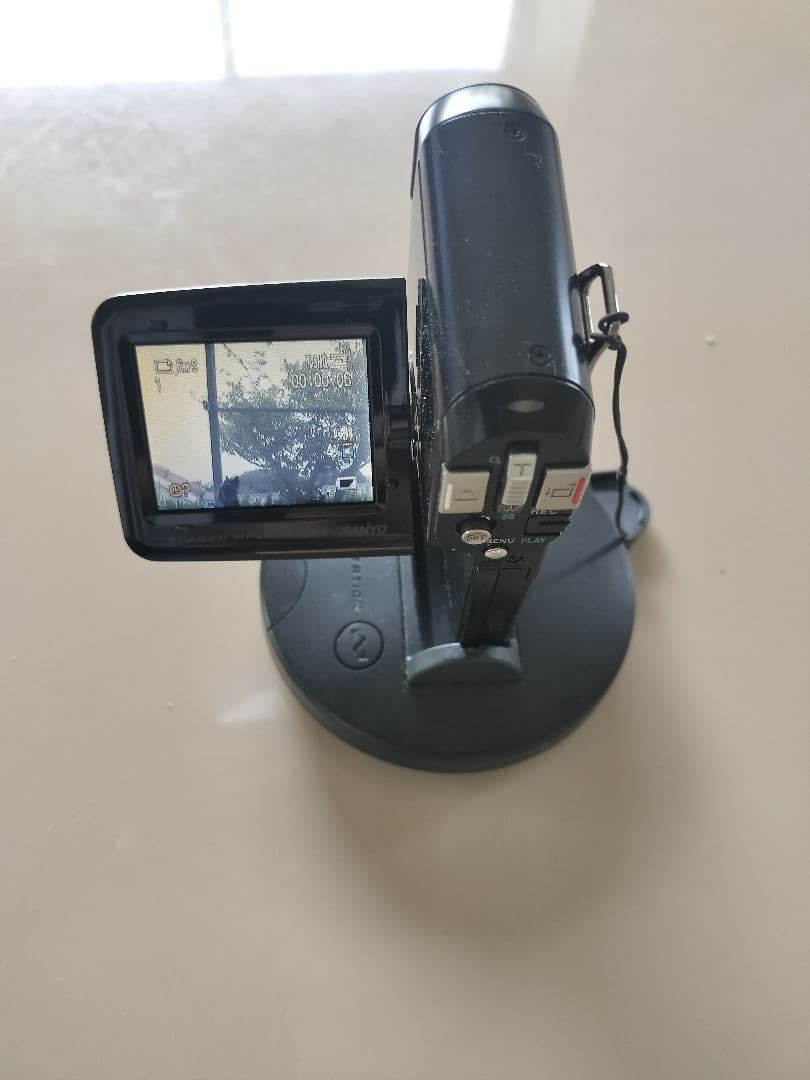 【極美品】SANYOデジタルムービーカメラXacti DMX-C6(K)