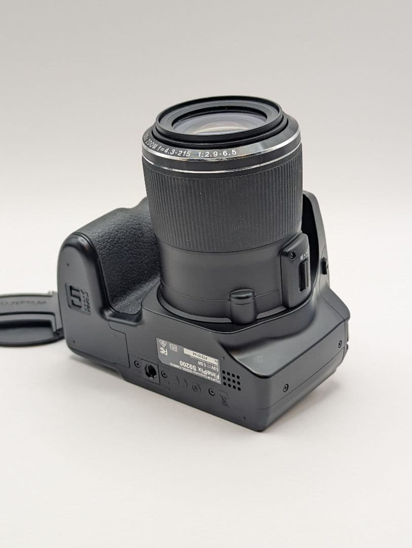 デジタルカメラ FUJIFILM FinePix S9200