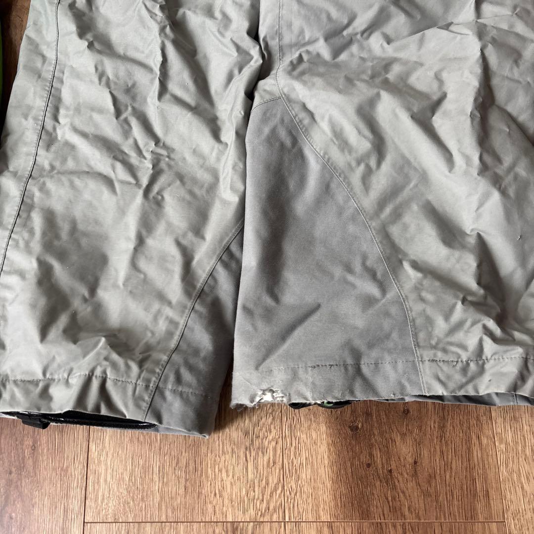 モンベル　mont-bell 子供用スキーウェア上下セット　グリーン　140㎝