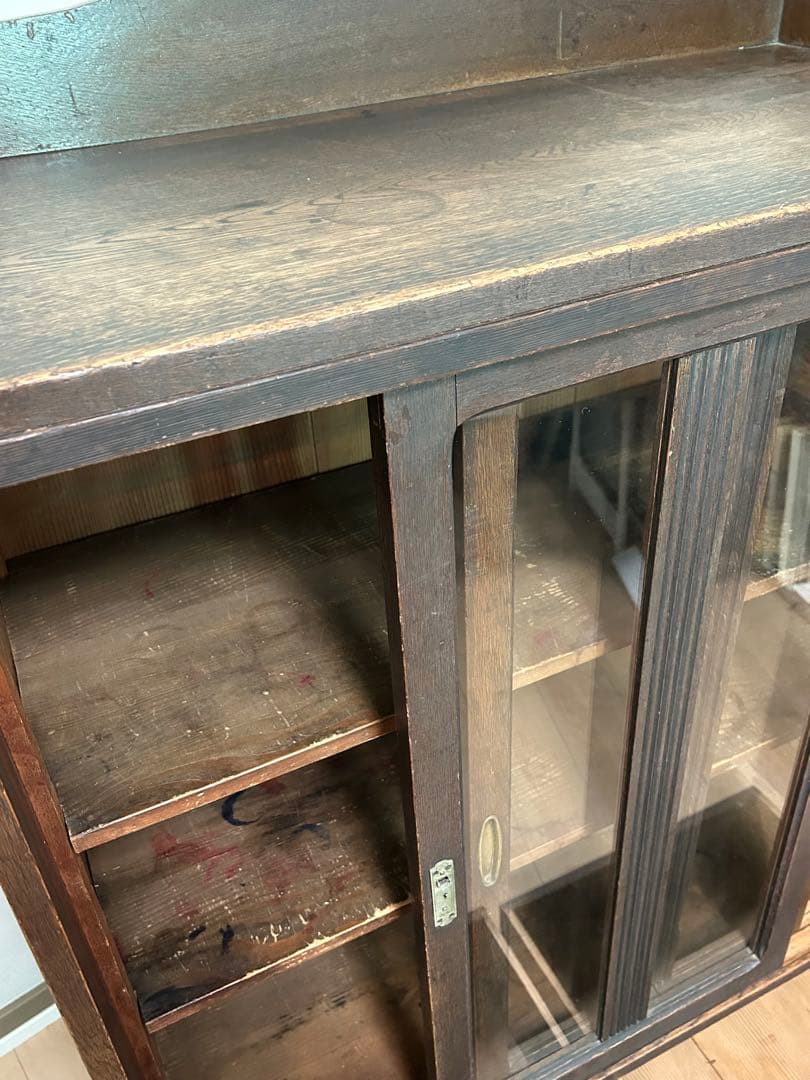 お値下げしました！アンティーク　家具　戸棚　本棚　昭和レトロ