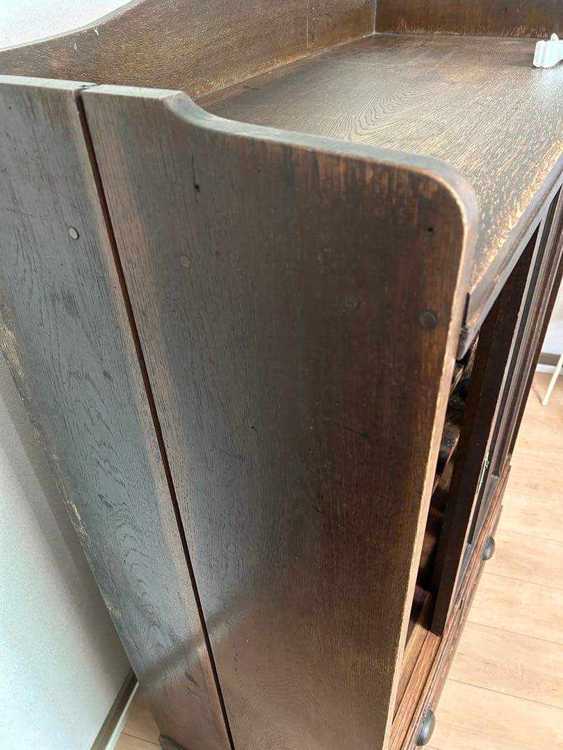 お値下げしました！アンティーク　家具　戸棚　本棚　昭和レトロ