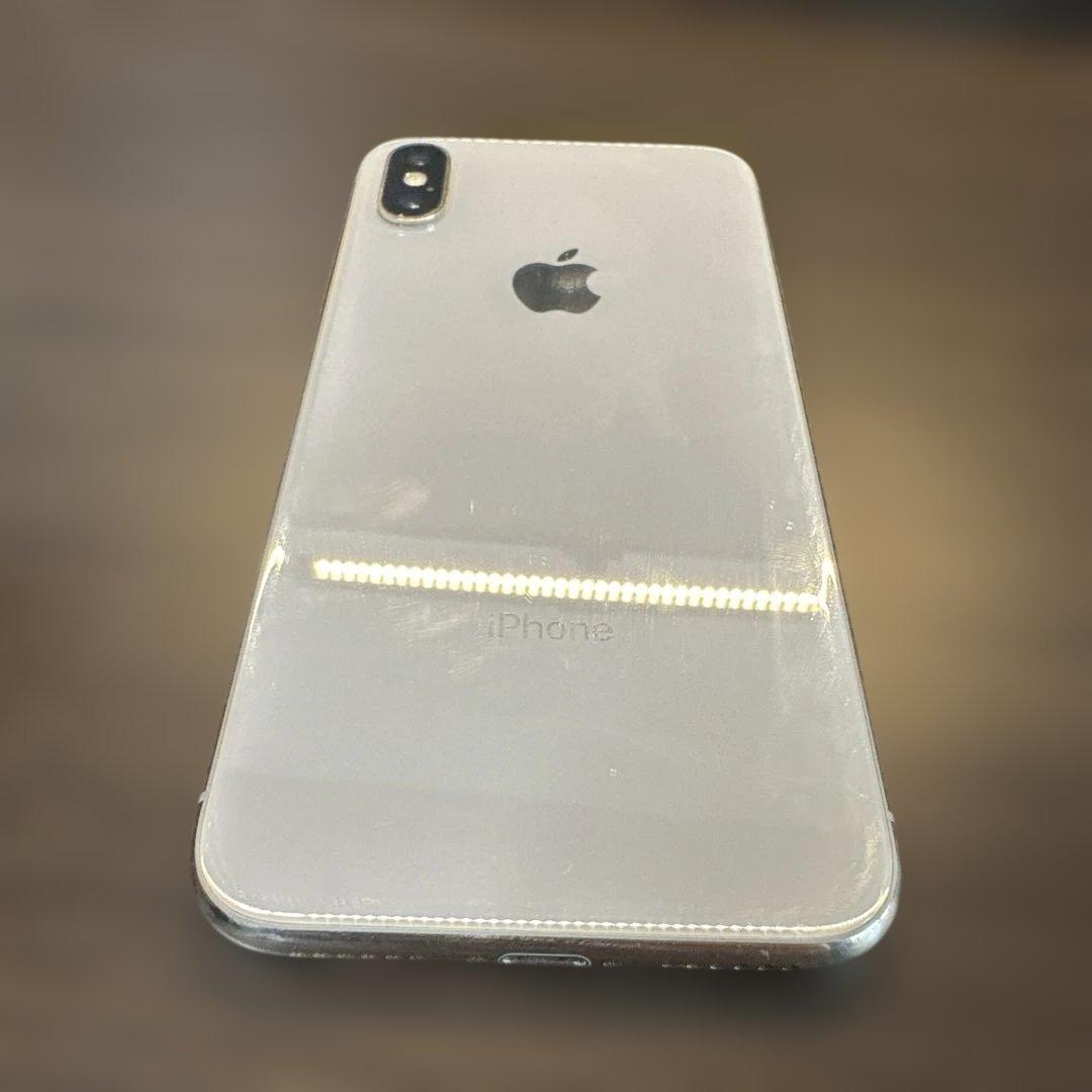 Apple iPhone X シルバー