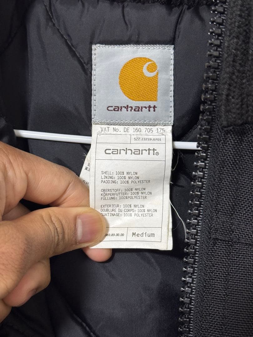 Carhartt 黒 ボンバージャケット