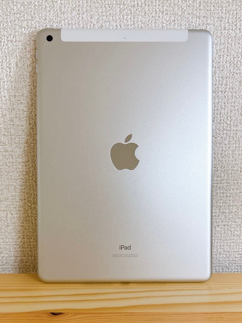 iPad 第7世代 32G シルバー 本体