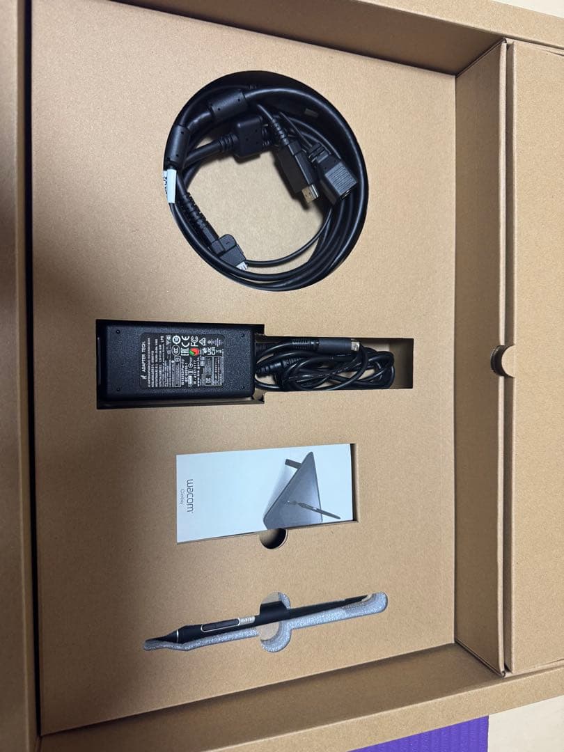 液タブ 液晶ペンタブレット Wacom Cintiq 16 FHD ブラック