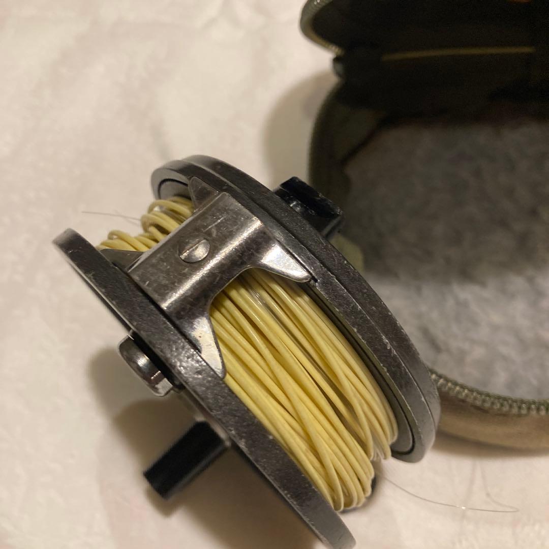 Orvis Battenkill 5/6 フライリール ケース付き