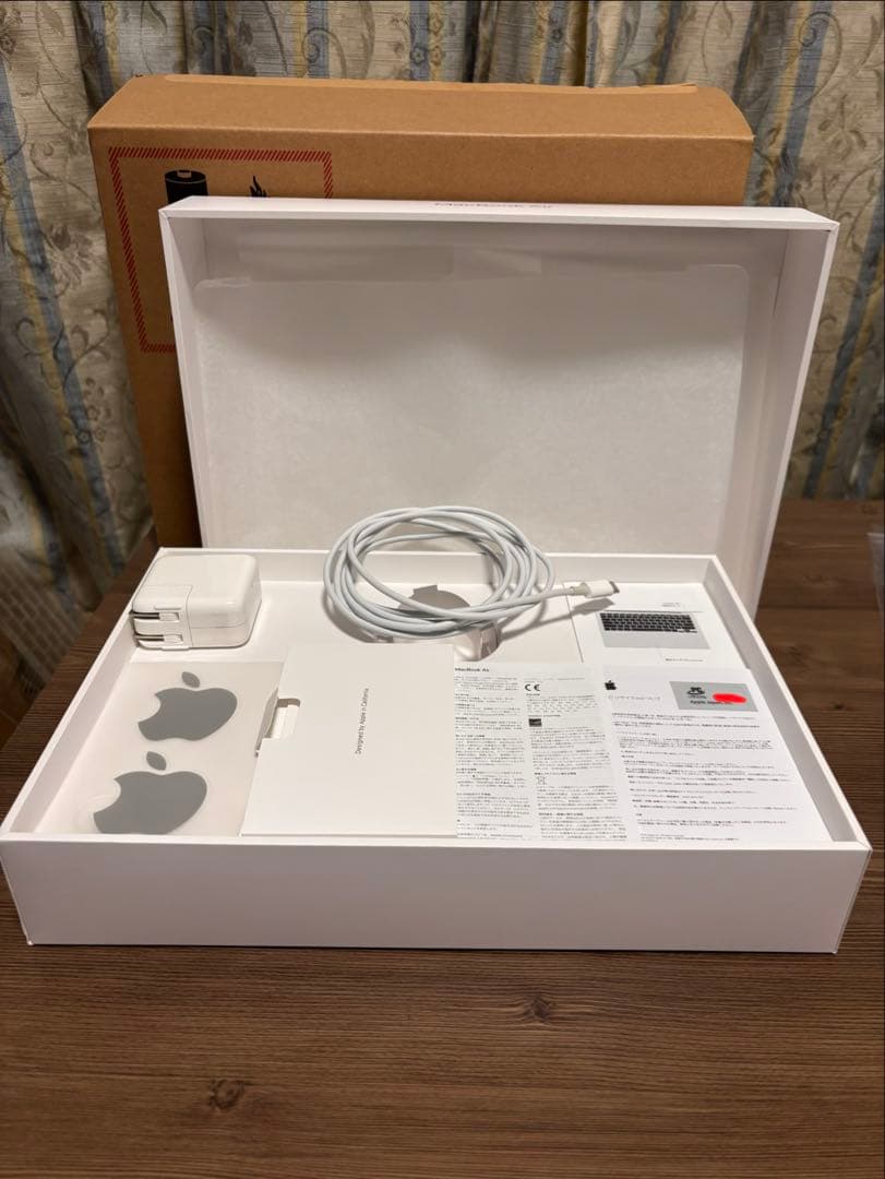 MacBook Air M1 8GB/256GB/シルバー/バッテリー92%