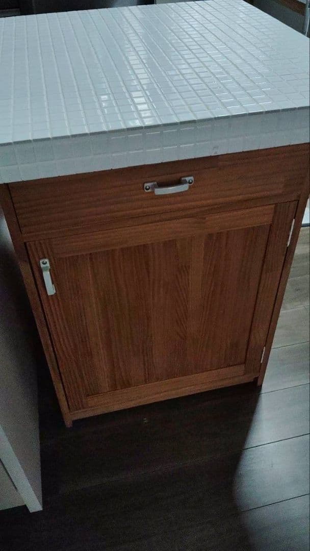 MOMO NATURAL 木製キッチンカウンター タイル天板付き