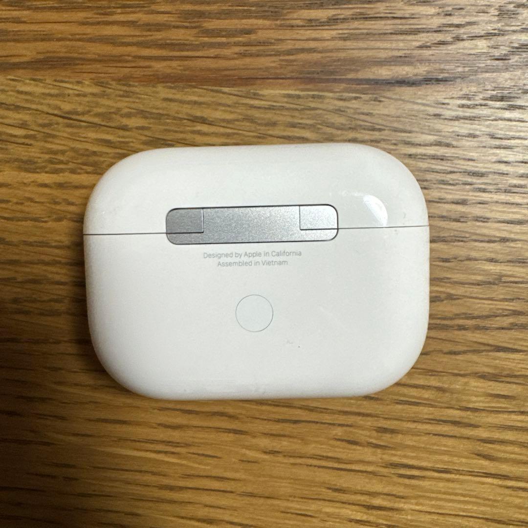 【正規品】AirPods Pro 第1世代ワイヤレス充電　ライトニング端子モデル